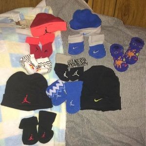 0-3, 0-6 Booties & hats